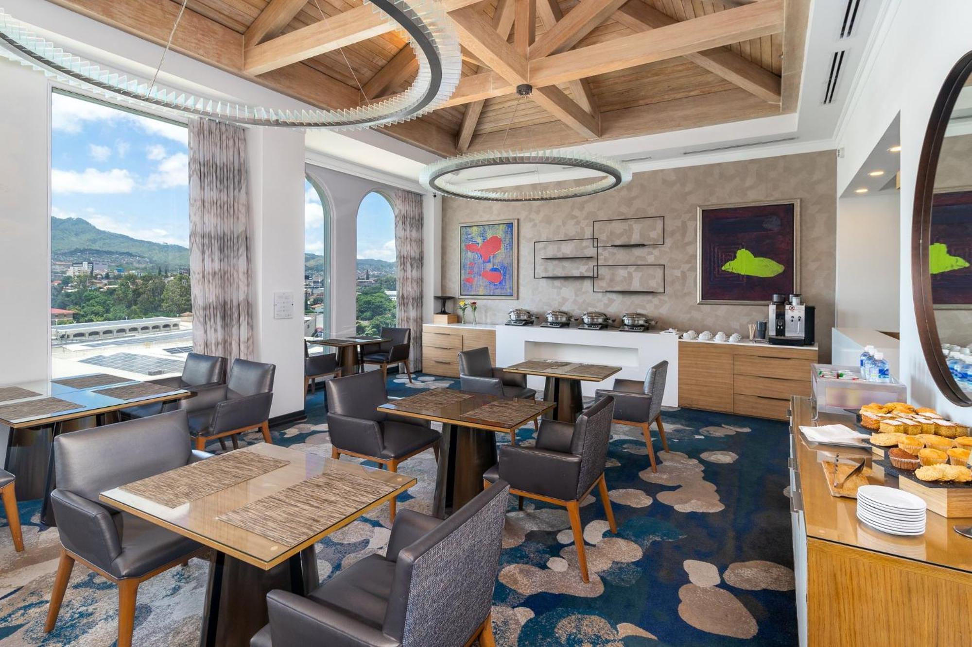 Intercontinental Tegucigalpa At Multiplaza Mall By Ihg Luaran gambar